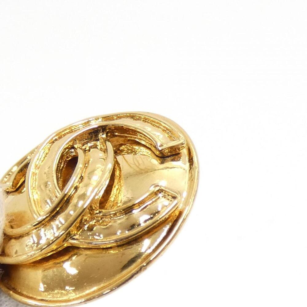 CHANEL Authentic Gold Brooch - Picture 3 of 4